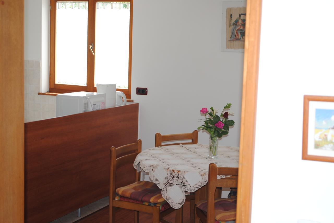 Holiday Home Ana Пула Экстерьер фото