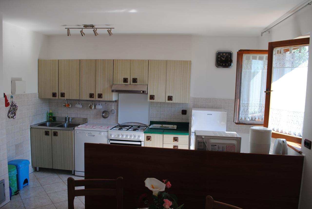 Holiday Home Ana Пула Экстерьер фото
