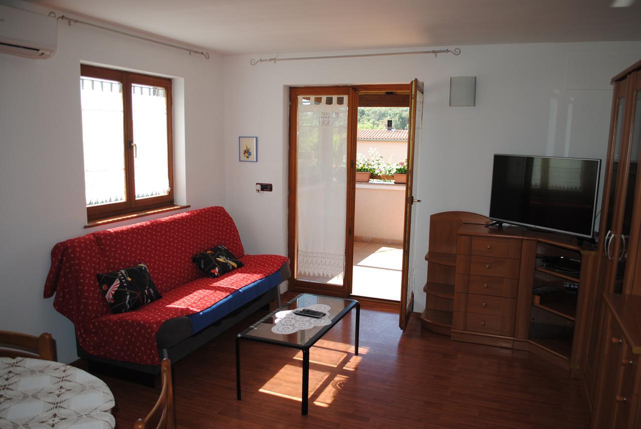 Holiday Home Ana Пула Экстерьер фото