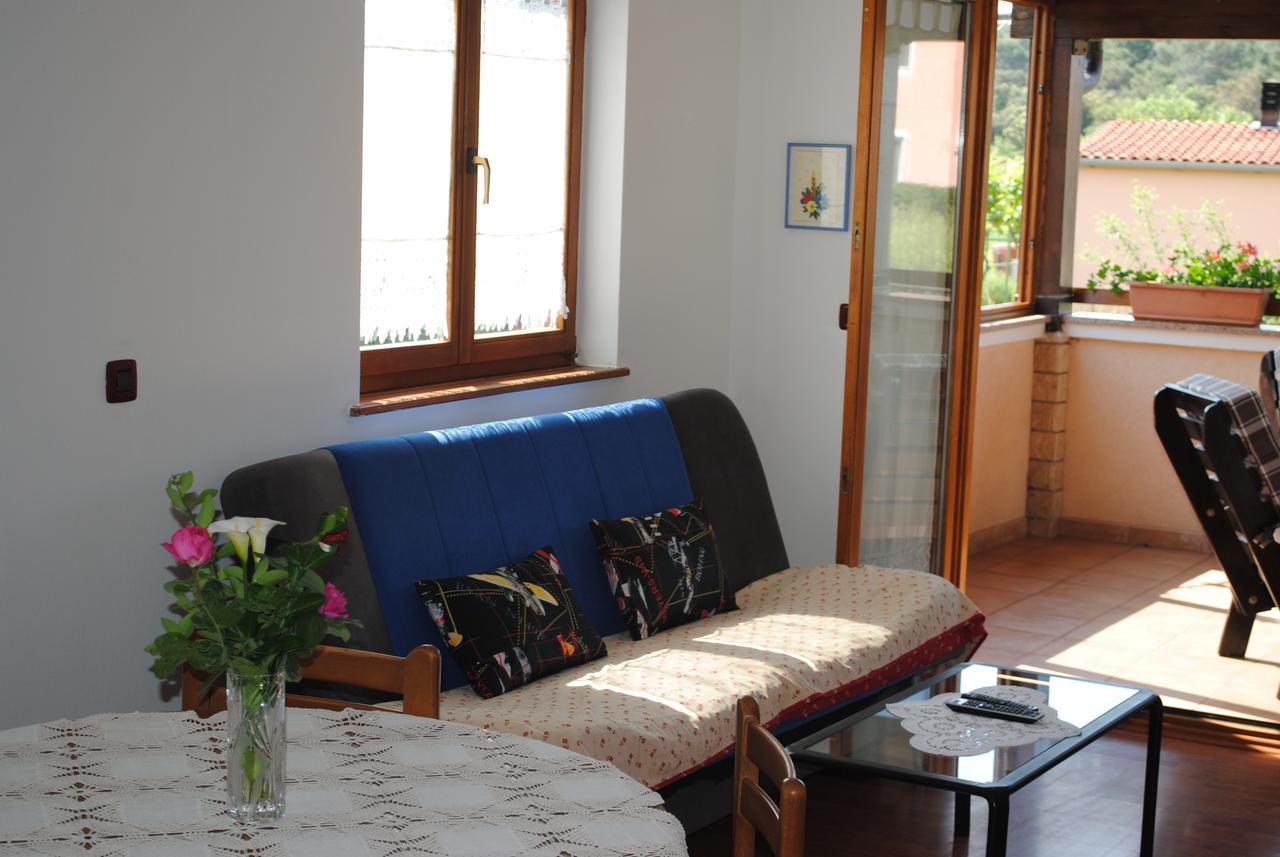 Holiday Home Ana Пула Экстерьер фото